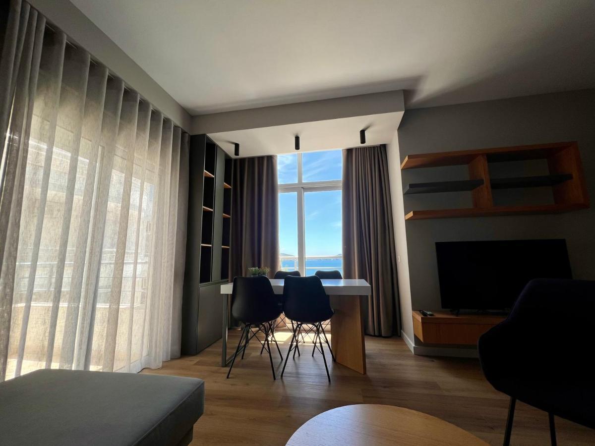 Coral Apartment